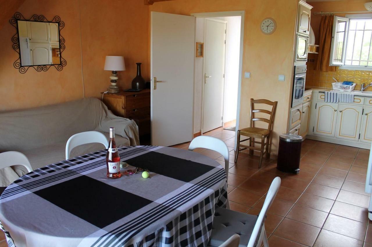 Appartement Dans La Residence Les Mazets De Camargue アルル エクステリア 写真